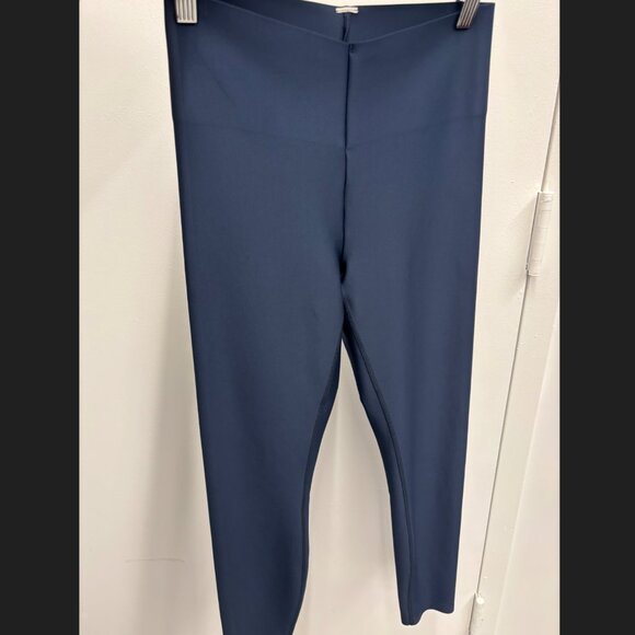 ALO YOGA Airlift Strength Extreme High-Waist 7/8 Legging - Picture 3 of 4